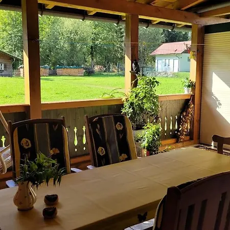 Haus Im Gruenen Apartment *